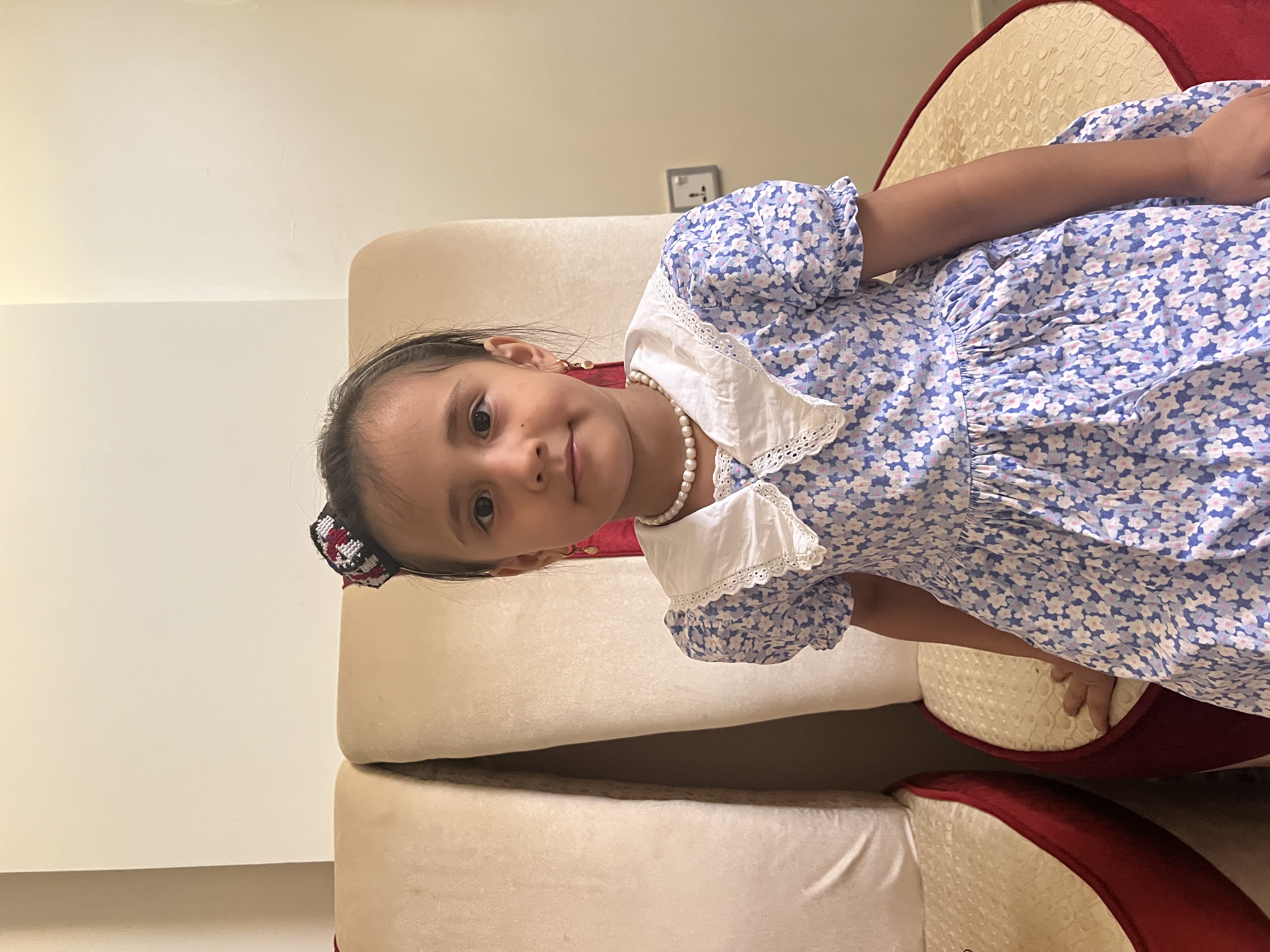 Profile Image of رابىيە ئەزىزى