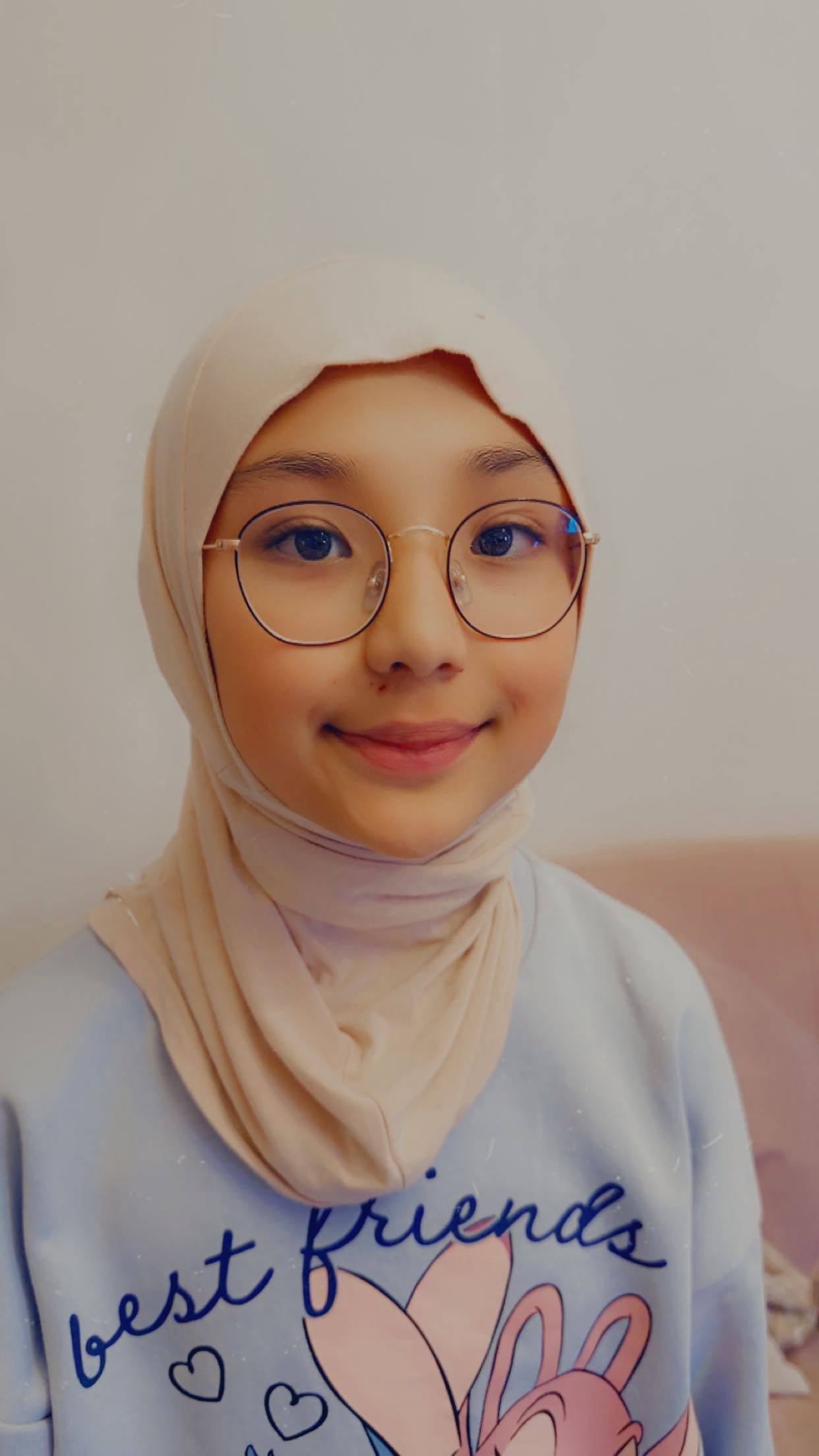 Profile Image of ئەسما ئەنۋەر