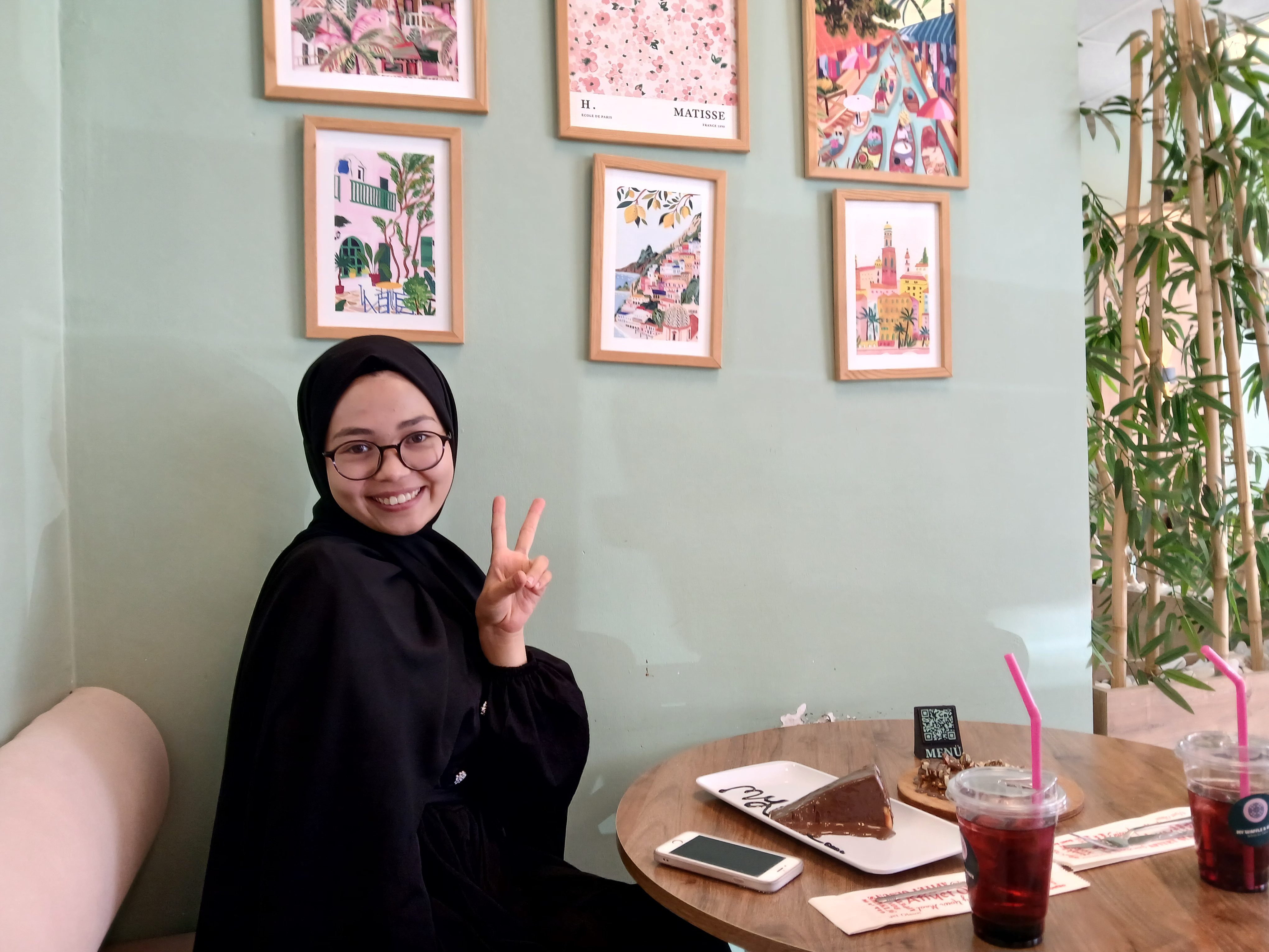 Profile Image of مەرىپەت مۇتەللىپ